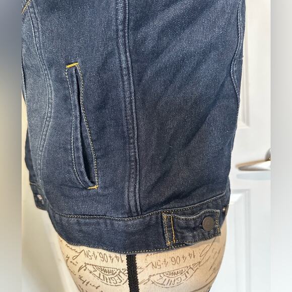 Levi Strauss Youth sz M 10-12yrs Women S  Jean Jacket Pockets Western Classic - Picture 7 of 10